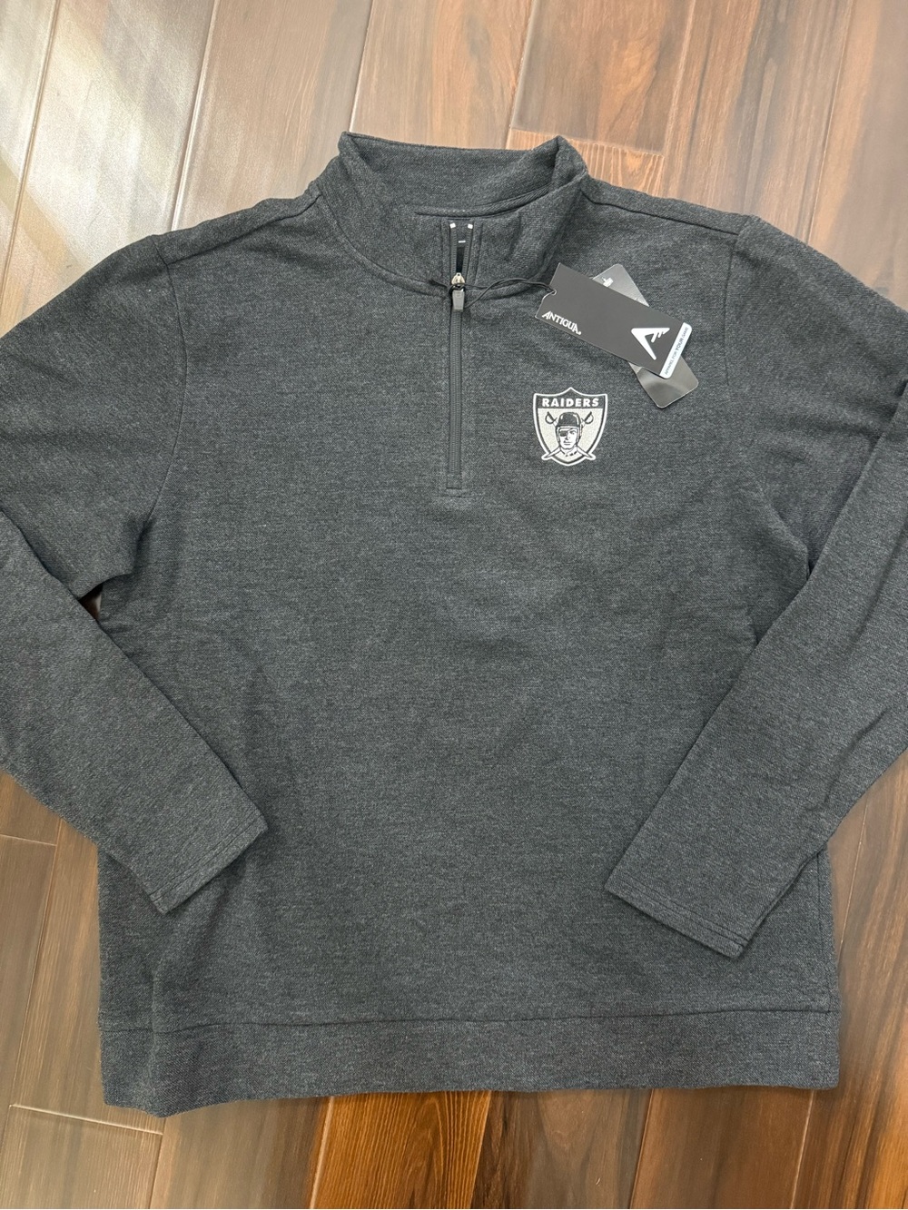 Las Vegas Raiders Men’s 1/4 Zip Pullover Sweater